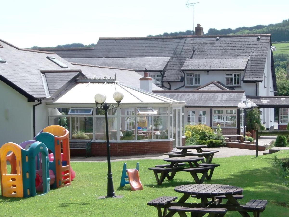 Betty Cottles Inn Okehampton Exterior foto